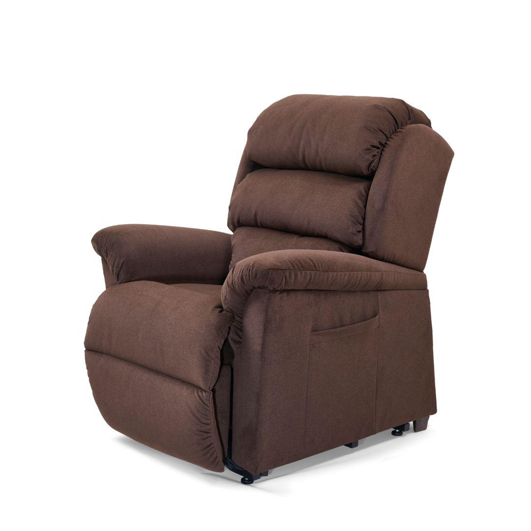 Golden Technologies Relaxer PR-766 w/ MaxiComfort Lift Chair Recliner on a white background