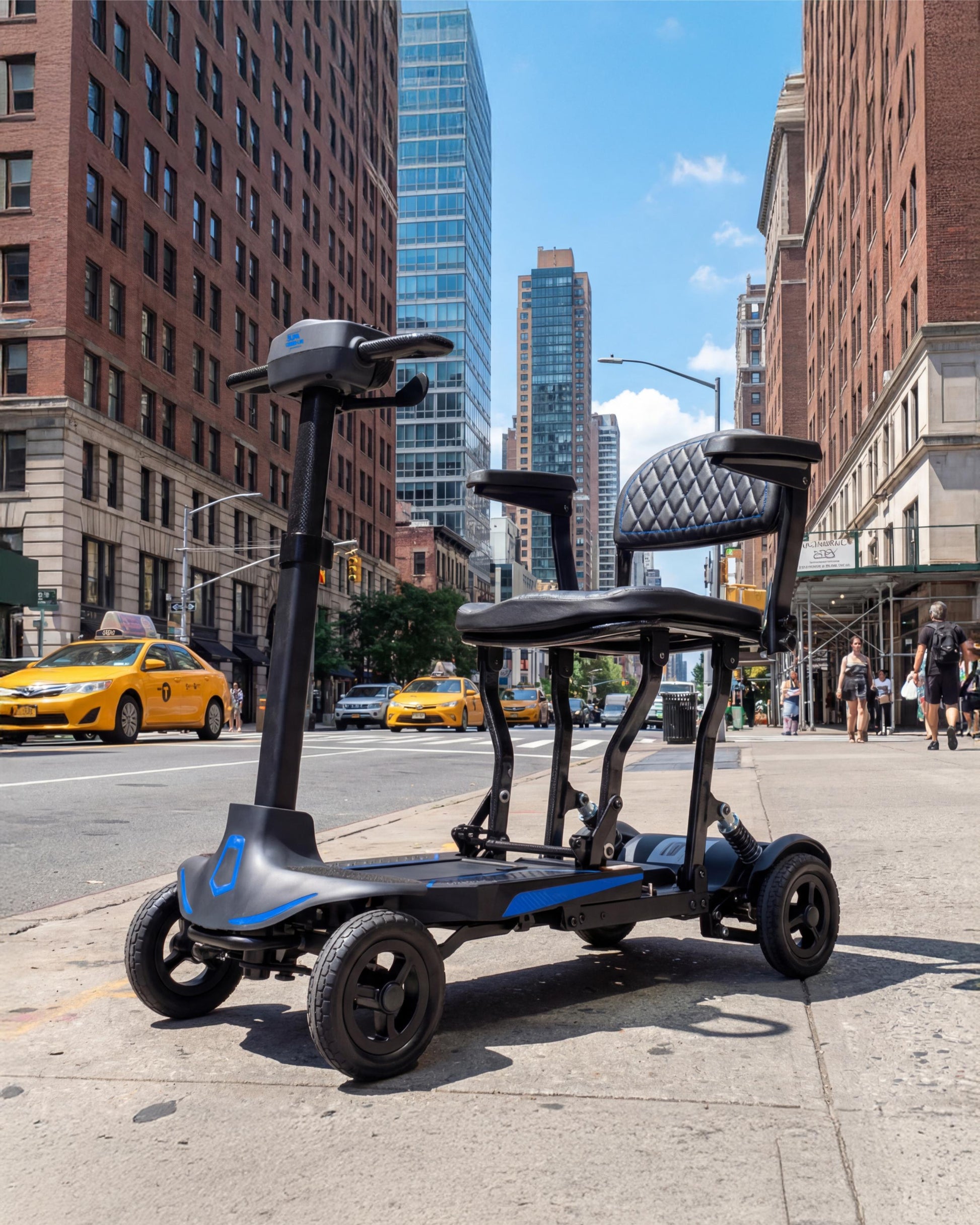 Monarch Mobility Supa Carbon Lite in Grey in City